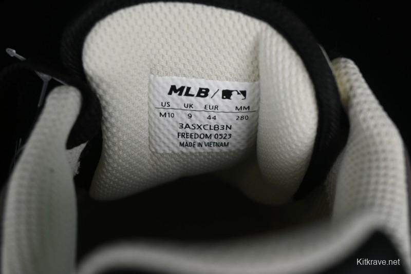 MLB Chunky Liner Basic New York Yankees Height Increasing Thick Sole Casual Sneakers - 3ASXCLB3N50CGS