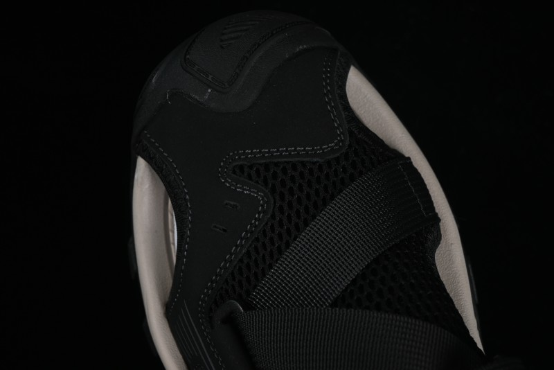 ECCO Offroad Series 2024 Summer Men's Casual Sandals with Soft Leather Upper and Mesh Panels - 63131501001