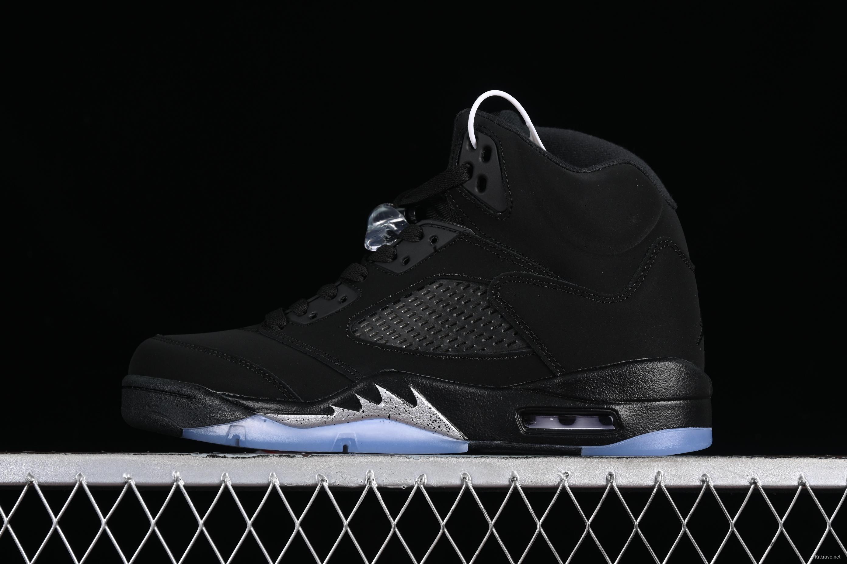 Nike Air Jordan 6 Retro Basketball Shoes with Black Leather and Suede Upper - FZ2239-001