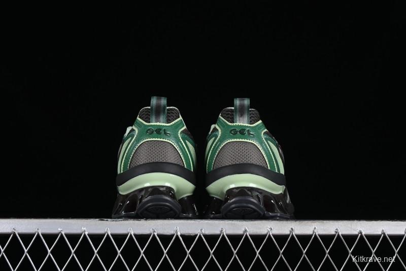 Asics Gel-Quantum Kinetic Retro Casual Sneakers with Thick Sole and Height Increasing Design - 1203A270-251