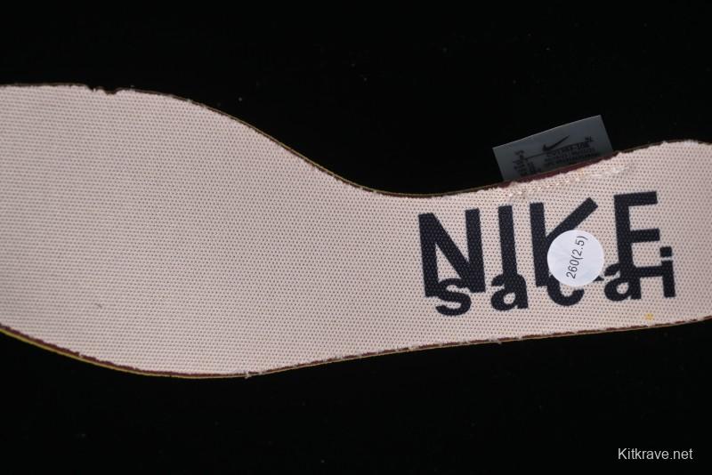 Nike Sacai VaporWaffle 3.0 Fashion-Forward Running Shoes - CV1363-108