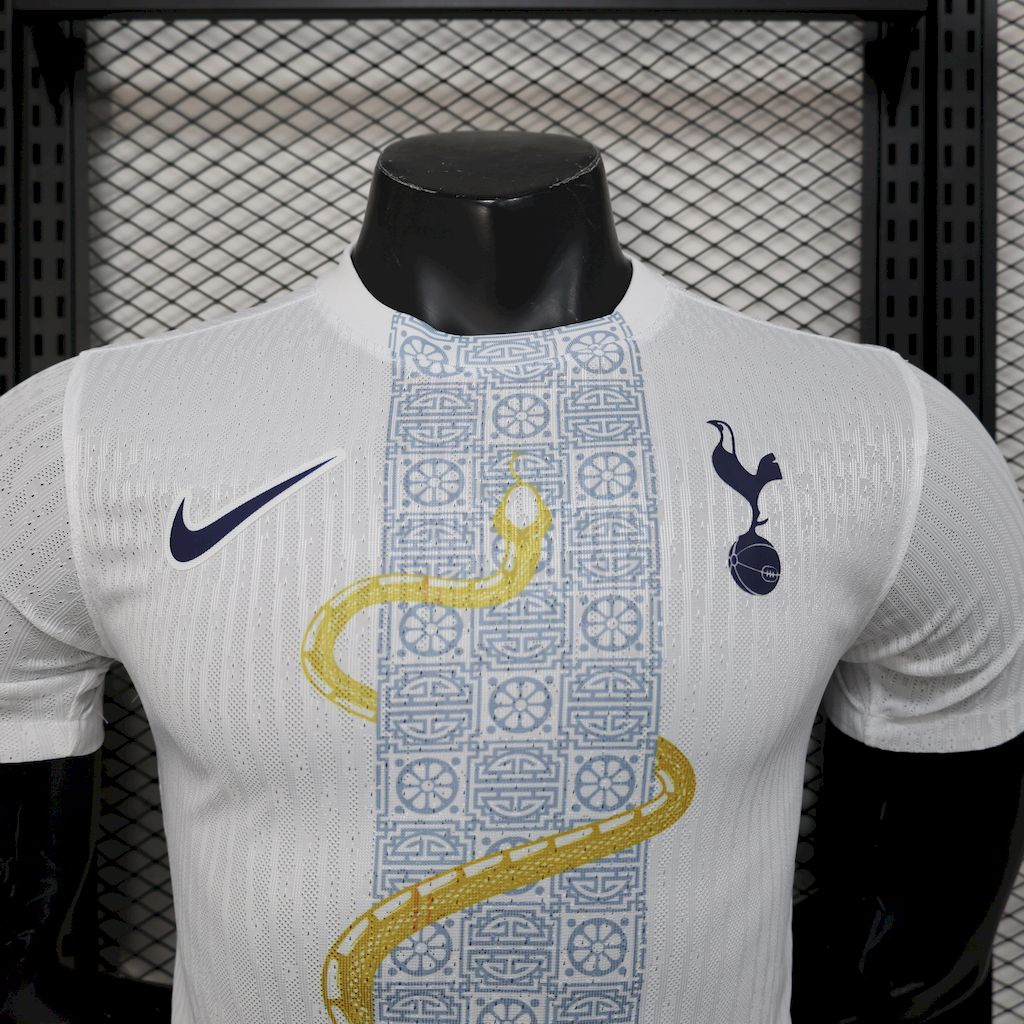 Player Version 25/26 Tottenham Hotspur Nike Year of the Snake Warm Up Jersey