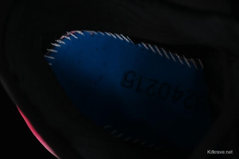 Asics Gel-Kayano 31 Running Shoes with Enhanced Cushioning and Breathable Design - 1012B670-003