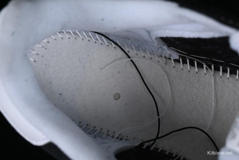 Adidas Originals Campus 00s Retro Casual Sneakers with Chunky Silhouette - IG0792