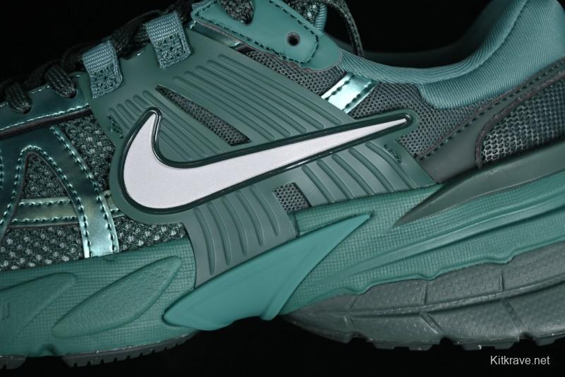 Nike V2K Runtekk 3XL Retro Low-Top Running Shoes with Shock Absorption and Anti-Slip Technology - HF5050-361