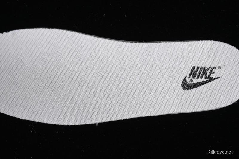 Stussy x Nike Dunk Low SB Sneakers in Beige Black Swoosh - SJ2068-252