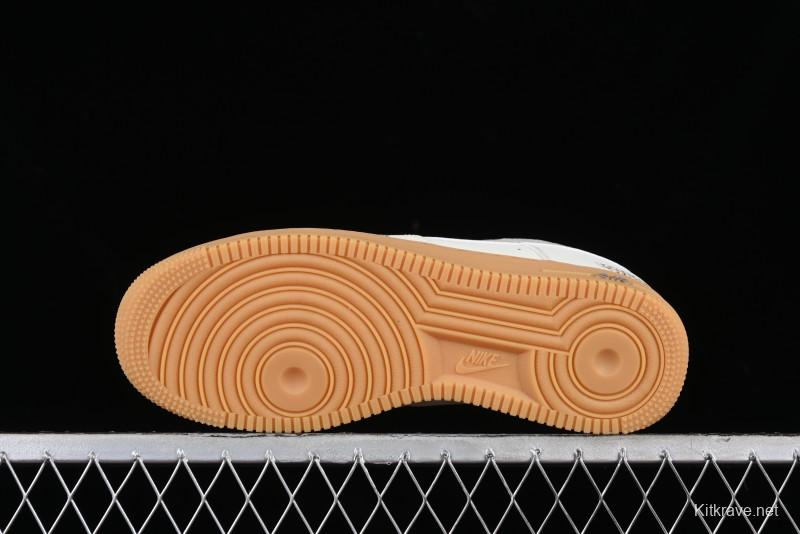 Nike Air Force 1 '07 Low Bugs Bunny Casual Sneakers - XC2351-660