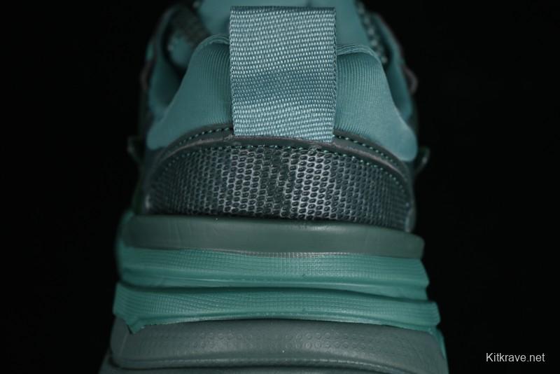 Nike V2K Runtekk 3XL Retro Low-Top Running Shoes with Shock Absorption and Anti-Slip Technology - HF5050-361