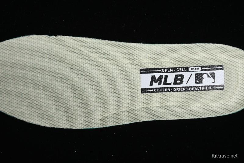 New York Yankees MLB Chunky Runner Lace Lightweight Casual Sneakers - 3ARHCRM4N50BGS