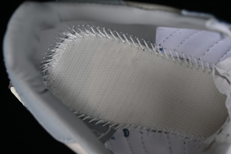 Adidas Retropy E5 Running Shoes with Popcorn Foam Technology - H03070