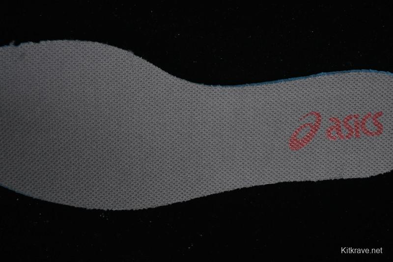 Asics Gel-Kahana Tr V4 Running Shoes with FF BLAST PLUS Cushioning Technology - 1203A585-100