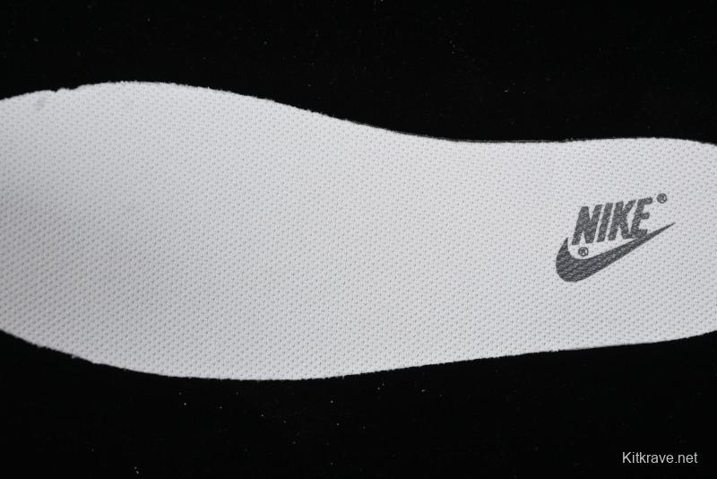 Nike SB Dunk Low Supreme Collaboration - Double Swoosh Anniversary Customized Low-Top Casual Sneakers - BB8675-105