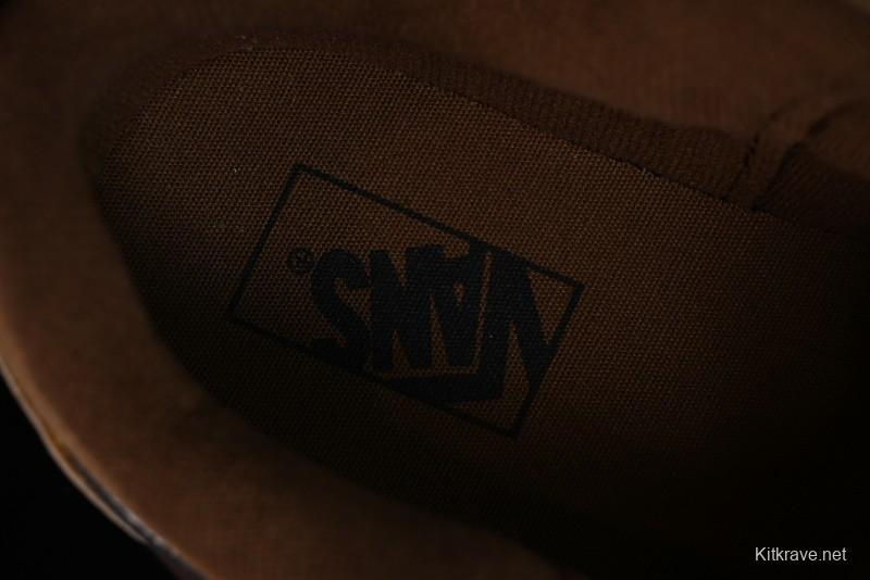 Vans Classics Knu Skool Retro Sneakers with Enlarged Toe and Thickened Trim - VN0009QCLC5