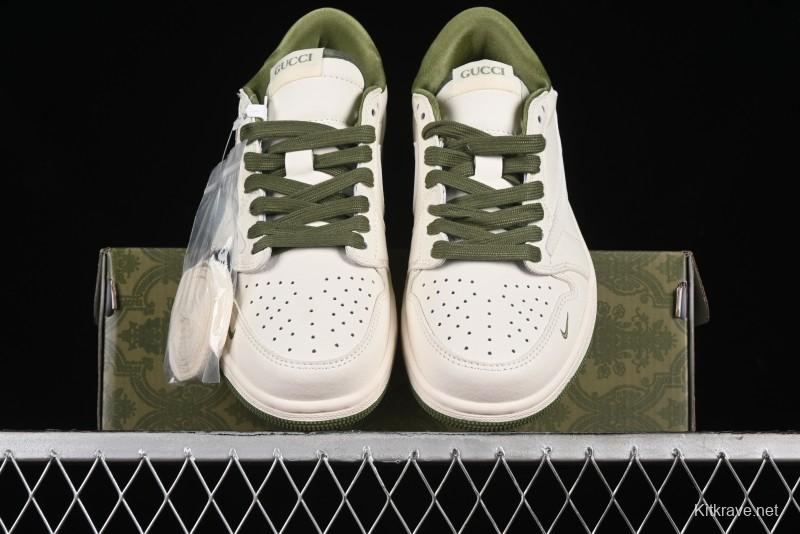 Nike Travis Scott x Fragment Design x Air Jordan 1 Low OG SP AJ1 Retro Sneakers in Off-White & Fresh Green - DM6688-606