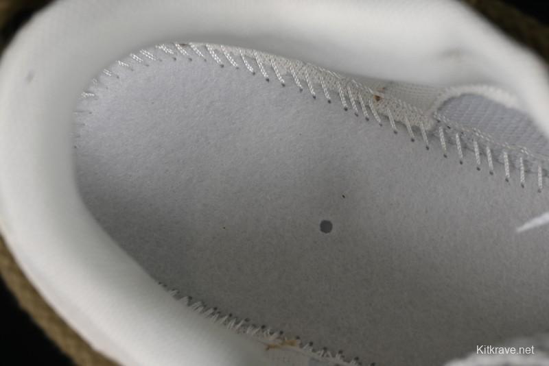 Nike SB Dunk Low Gucci Collaboration - Yellow Denim with Subtle Pattern and White Swoosh Anniversary High-End Custom Low-Top Casual Sneakers - SJ2068-273