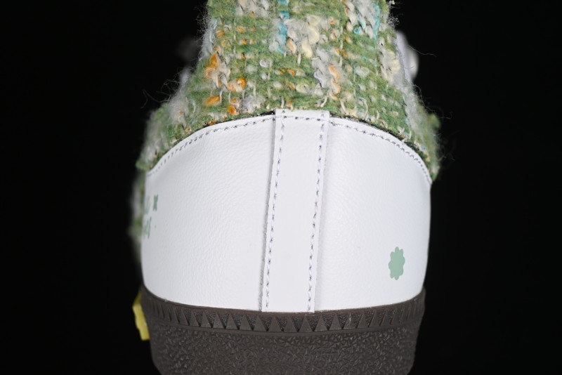 Adidas Originals Samba OG Low-Top Casual Sneakers with Panda Mischief Design - B75806