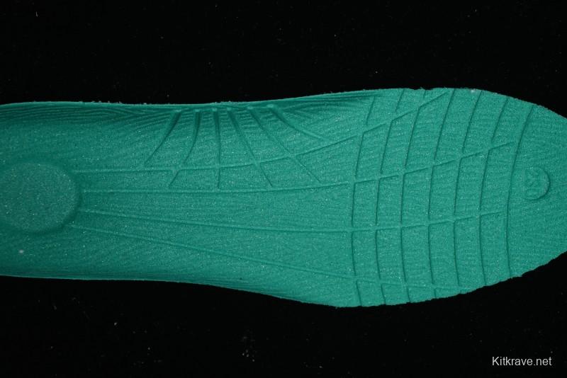 New York Yankees MLB Bigball Chunky Embo Monogram Platform Sandals - 3ASXEMN4N50BKS