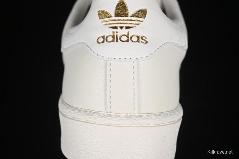 Adidas Superstar HQ6668 Casual Sneakers with Shell Toe Design