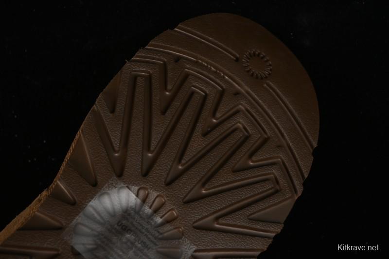 UGG Classic Ultra Mini Hightland Lightweight Men's Winter Snow Boots - 1144054