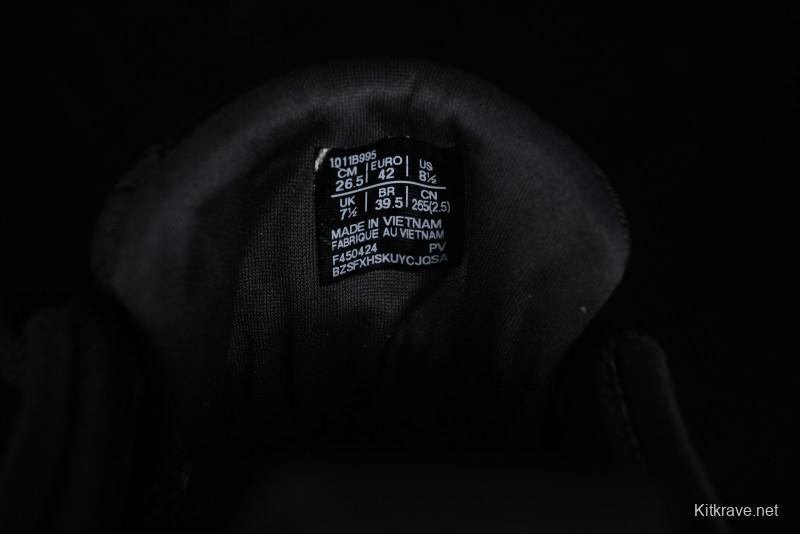 Asics Gel-Kayano 31 Running Shoes with Enhanced Cushion and Breathable Design - 1011B995-001