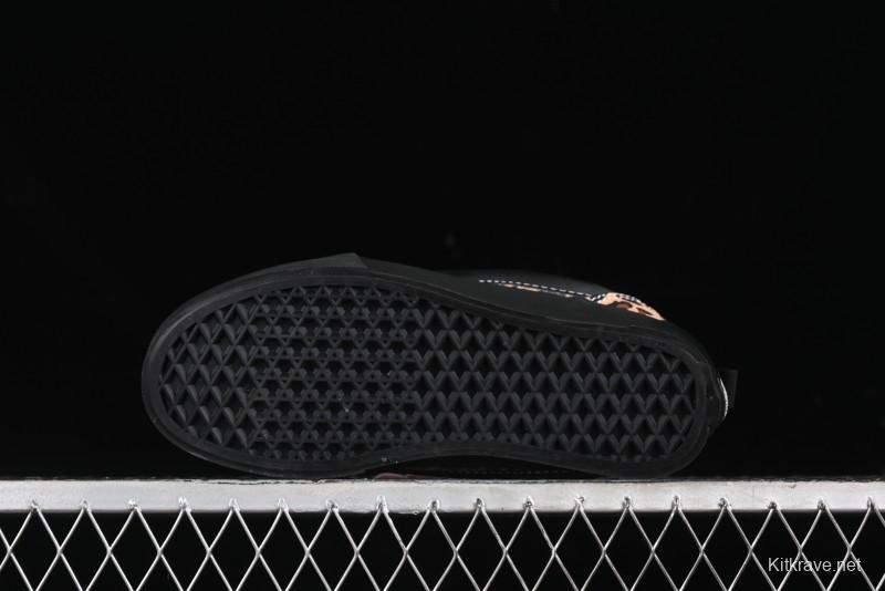 Vans Classics Knu Skool Retro Sneakers with Enlarged Toe and Thickened Trim - VN000CSQW3ZT188