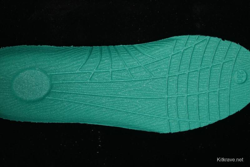 New York Yankees MLB Bigball Chunky Embo Monogram Thick Sole Sandals - 3ASHBEM4N50IVS