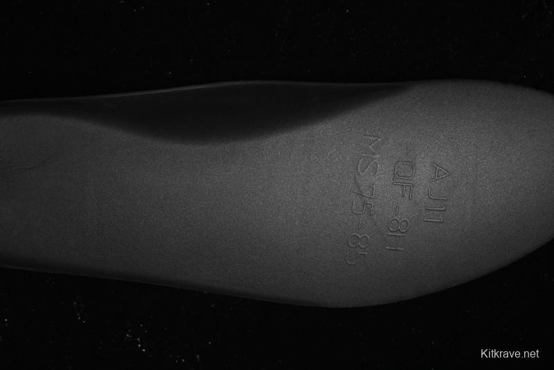 Nike Air Jordan 11 Retro High Top Basketball Shoes in Black/Red - CT8012-600