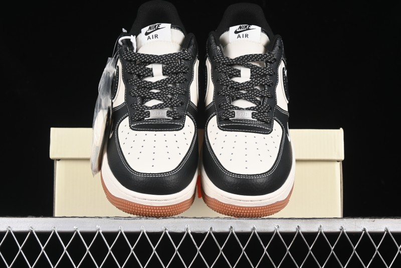 Nike Air Force 1 '07 Low Stussy Collaboration - Black Gum Marked Swoosh Low-Top Casual Sneakers - XZ9688-001