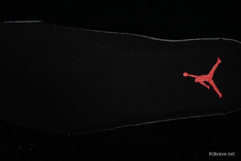 Nike Air Jordan 13 Retro Basketball Shoes in Black/White - 414571-104