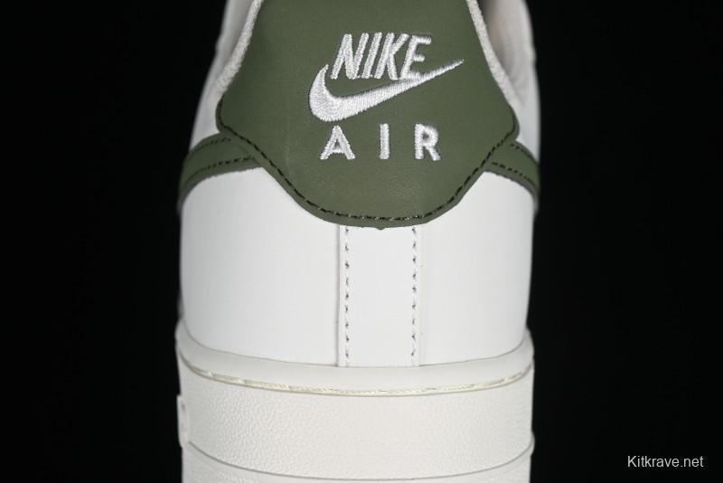 Nike Air Force 1 '07 Low Casual Sneakers in White Green Colorway - CQ5059-110