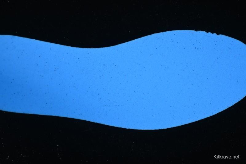 Nike Air Jordan 12 Retro Basketball Shoes in Black and Yellow - 130690-070