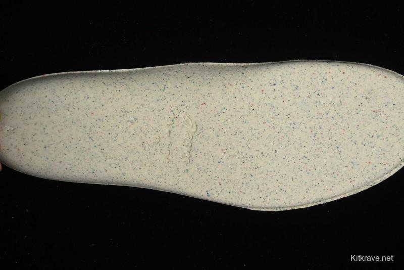 Asics Gel-Kayano 31 Running Shoes with Enhanced Cushioning and Breathable Design - 1012B670-022