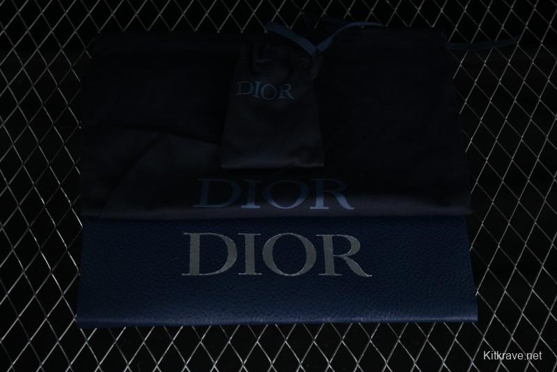 Dior B30 Sneakers with Reflective CD30 Logo and Lightweight Rubber Sole - CD30