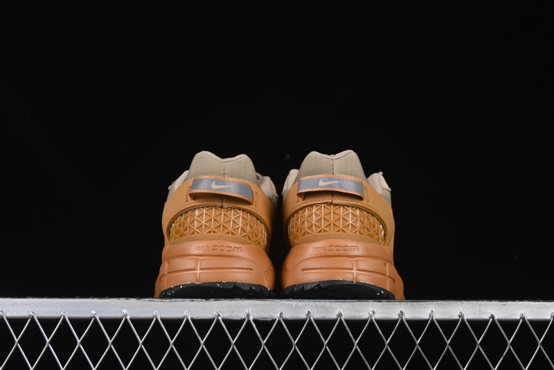Nike Zoom Vomero 5 Retro Marathon Running Shoes with Thick Cushioned Sole and TPU Heel Support - HQ2181-200