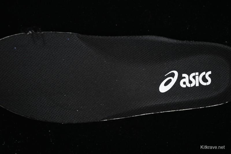 Asics Gel-Nimbus 10.1 Retro Breathable Casual Shoes with Cushioning for Men - 1203A543-020