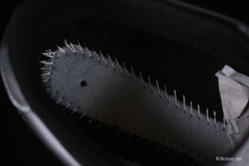 Nike Classic Cortez Leather Retro Running Shoes - HQ3490-099