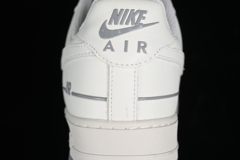 Nike Air Force 1 '07 Low Casual Sneakers with 3M Reflective Details and Full-Length Air Cushion - CJ1379-603