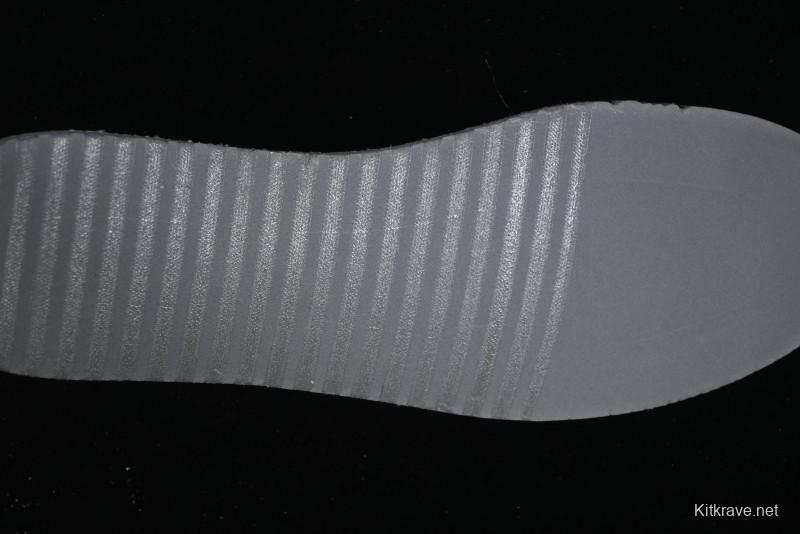 Nike SB Dunk Low UN Collaboration Anniversary Custom Sneakers with Black Swoosh - DJ2024-068