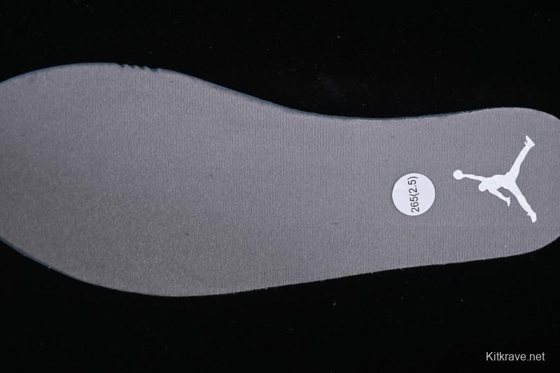 Nike Air Jordan 3 Retro Sneakers Sail Metallic Silver with Elephant Print Accents - CK9246-100