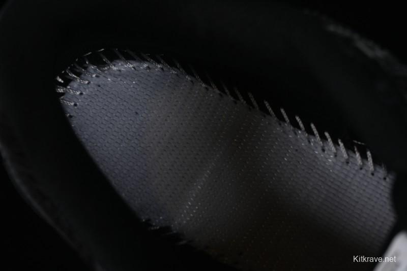 New Balance 740 Series Retro Dad Style Casual Sports Running Shoes - U740BM2