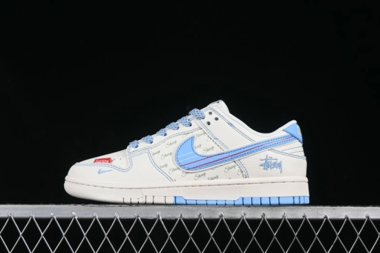Nike x Stussy x Supreme Dunk Low "Light Cream & Baby Blue"