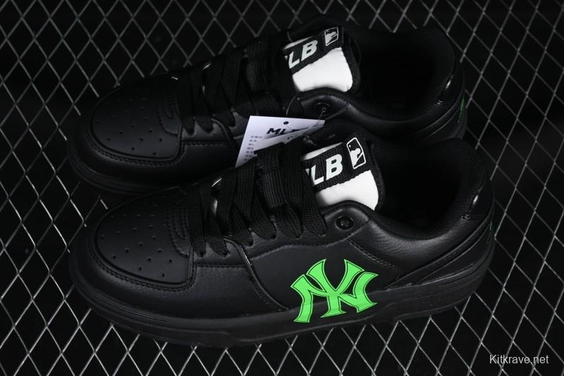 NY Yankees Black & Neon Green Sneakers - Classic Streetwear Style