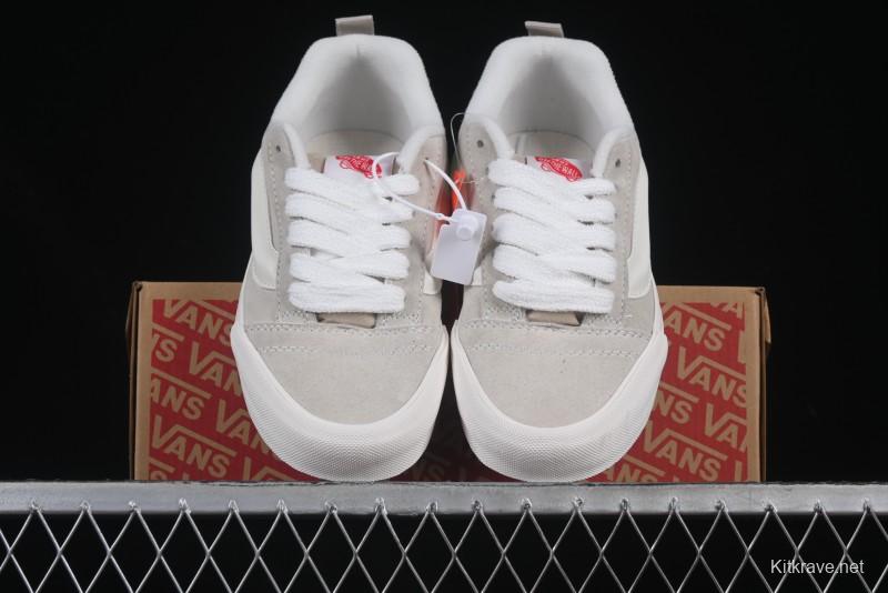 Vans Knu Skool Low-Top Retro Chunky Sneakers - VN000D750CK