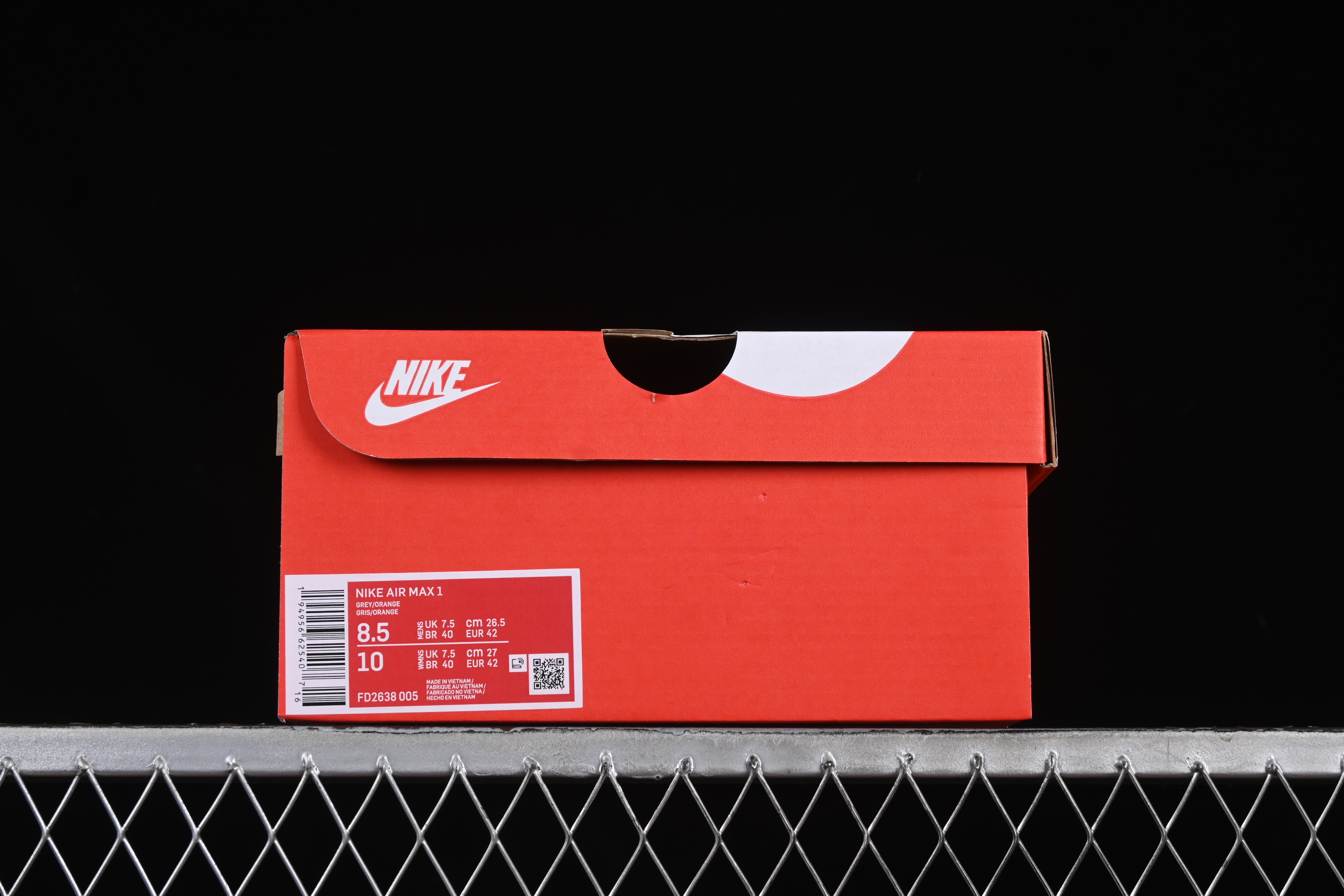 Nike Air Max 1 Retro Running Shoes with Half-Sole Air Cushion - FD2638-005