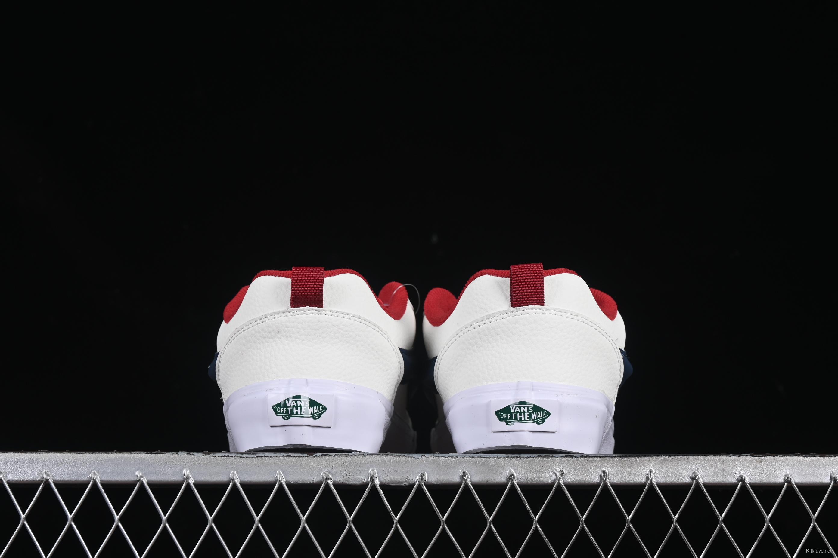 Vans Knu Skool Low Top Retro Chunky Sneakers with Oversized Logo - VN0009QC377