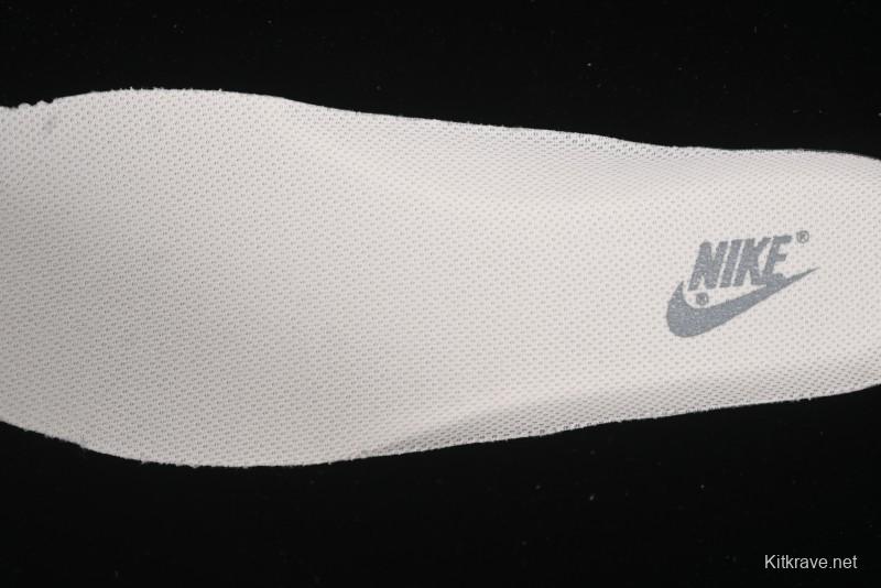 Nike Air Force 1 '07 Low Collaboration Sneakers with Double Swoosh Design - HH7518-070