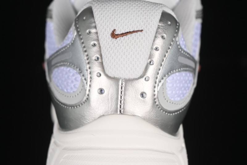 Nike V5 RNR Millennium Classic Retro Running Shoes with Foam Midsole - HQ7901-102