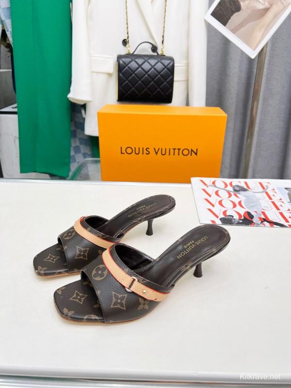 2025 Women Louis Vuitton Brown Leather Sandals