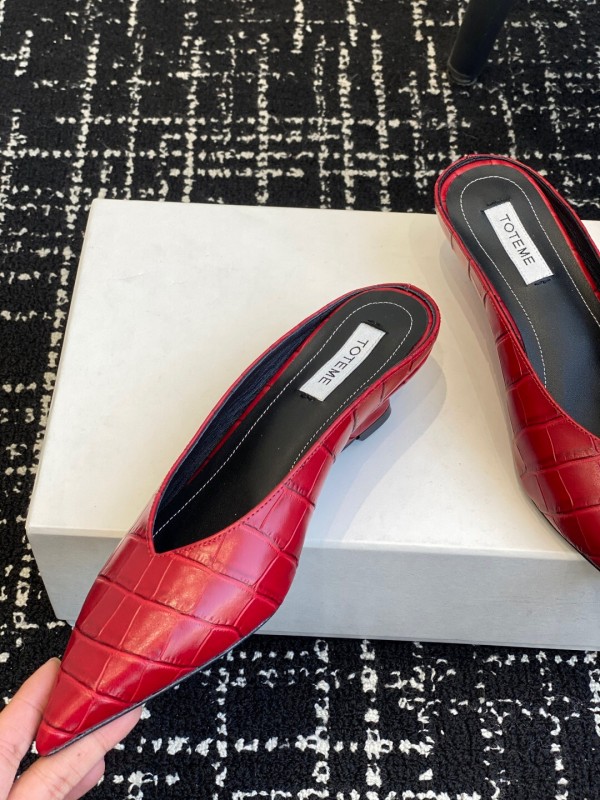 2025 Women Toteme Red Leather Pointed Toe Mule KFY00290