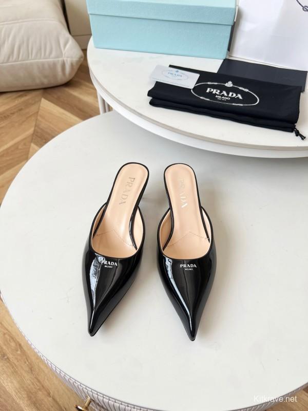 2025 Women Prada Black Patent Leather Heeled Slippers LY